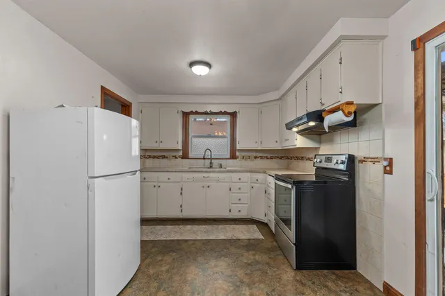 $245,000 | 848 East Glendale Avenue, Appleton, WI 54911