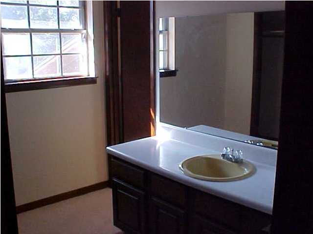 164 Eldredge Road Fort Walton Beach, FL 32547 - Photo 11 of 13 Gallery Image 11