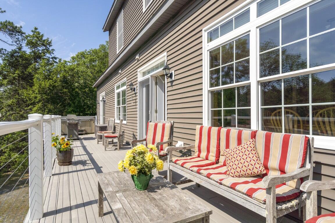 29 Wiscasset Road Boothbay, ME 04537 - Photo 23 of 57 22