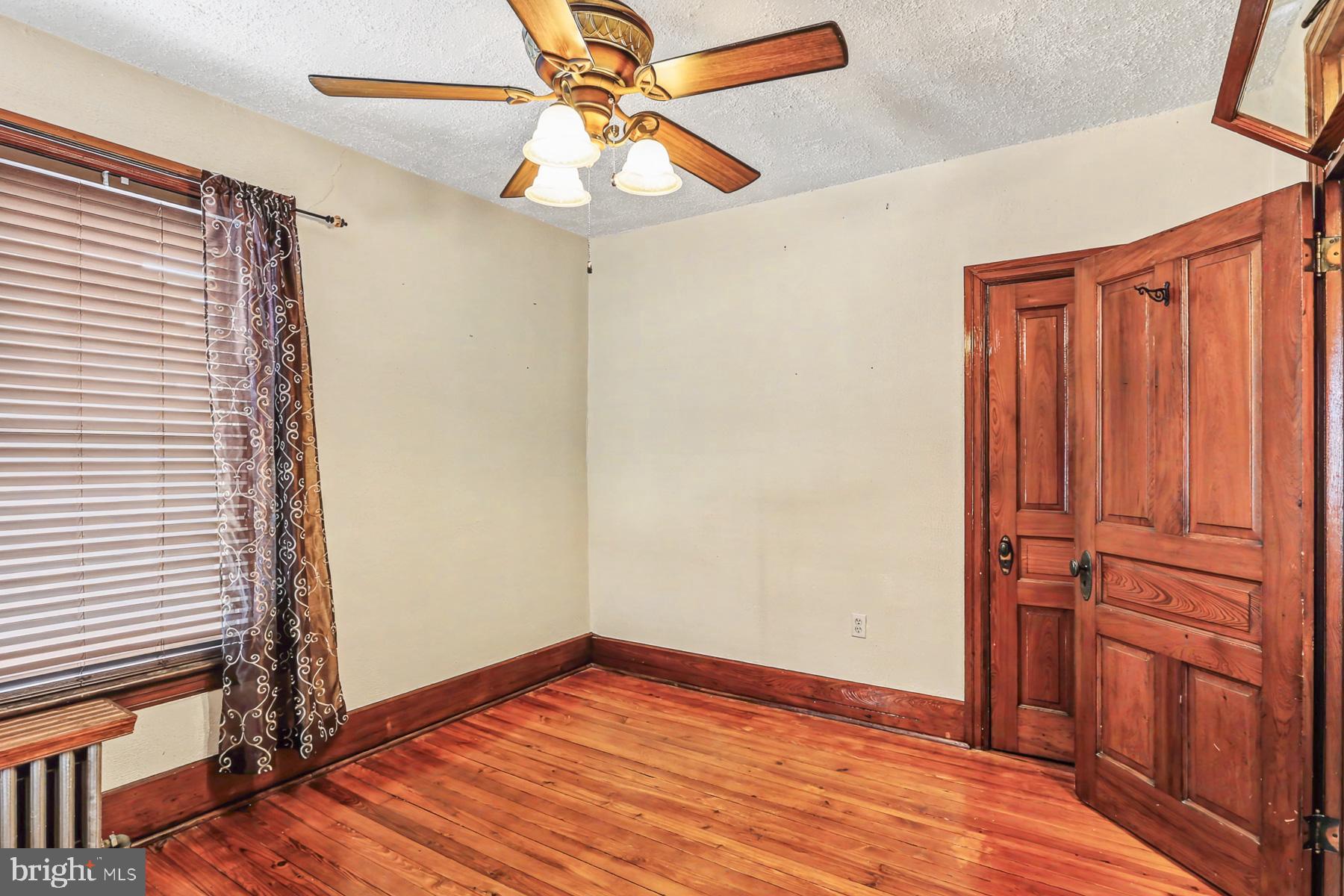 69 East Park Street Elizabethtown, PA 17022 - Photo 20 of 22