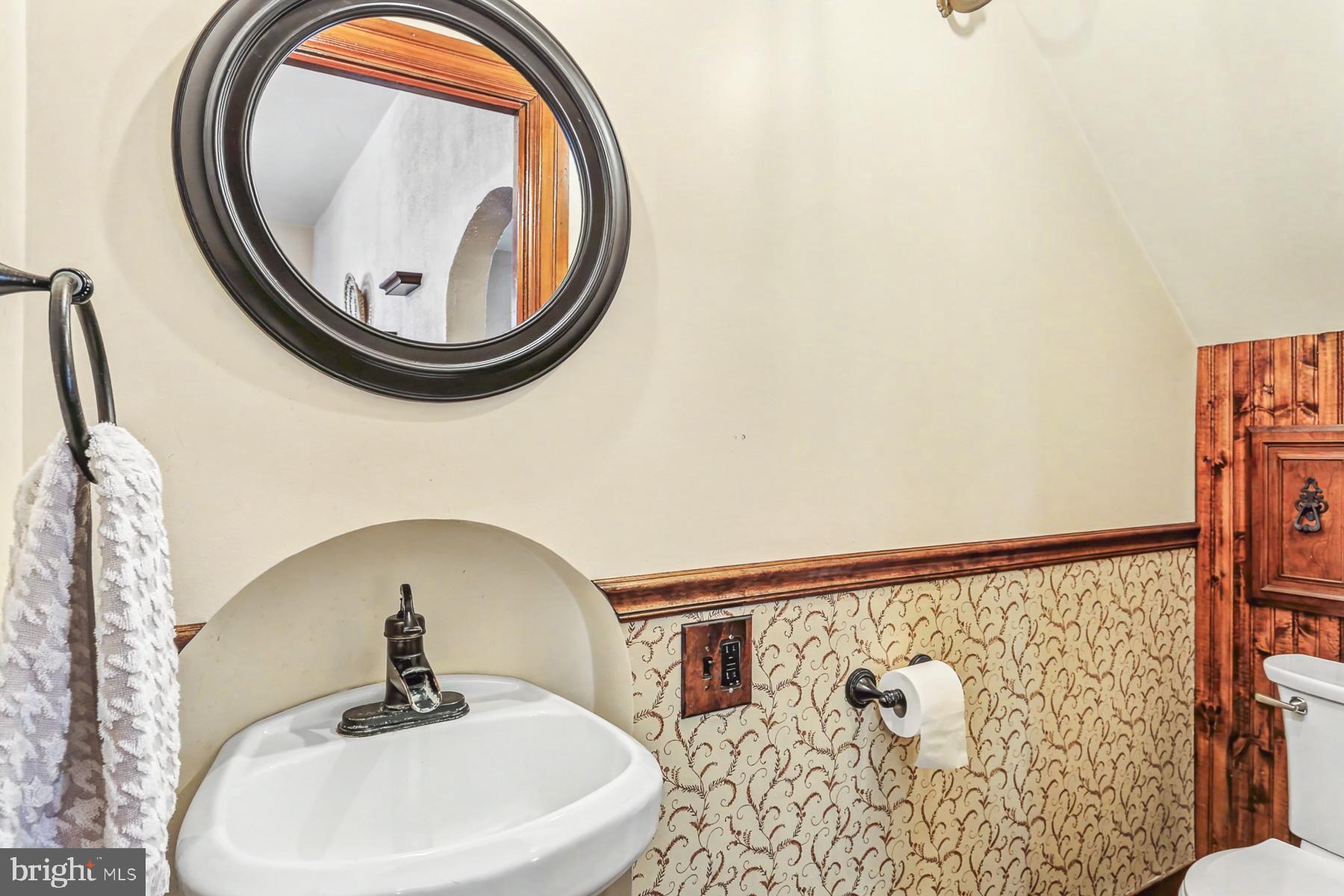 69 East Park Street Elizabethtown, PA 17022 - Photo 10 of 22