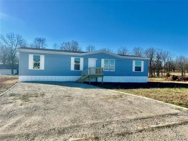 $159,900 | 19840 Divine Road, Lebanon, MO 65536