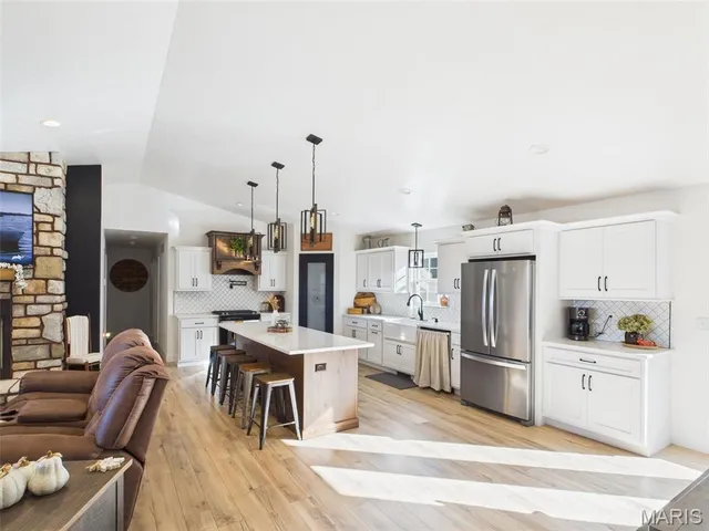 $499,900 | Undisclosed Address, Laquey, MO 65534