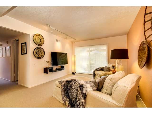 1416 Sun Valley Road Solana Beach, CA 92075 - Photo 16 of 25 Family room with slider to front courtyard