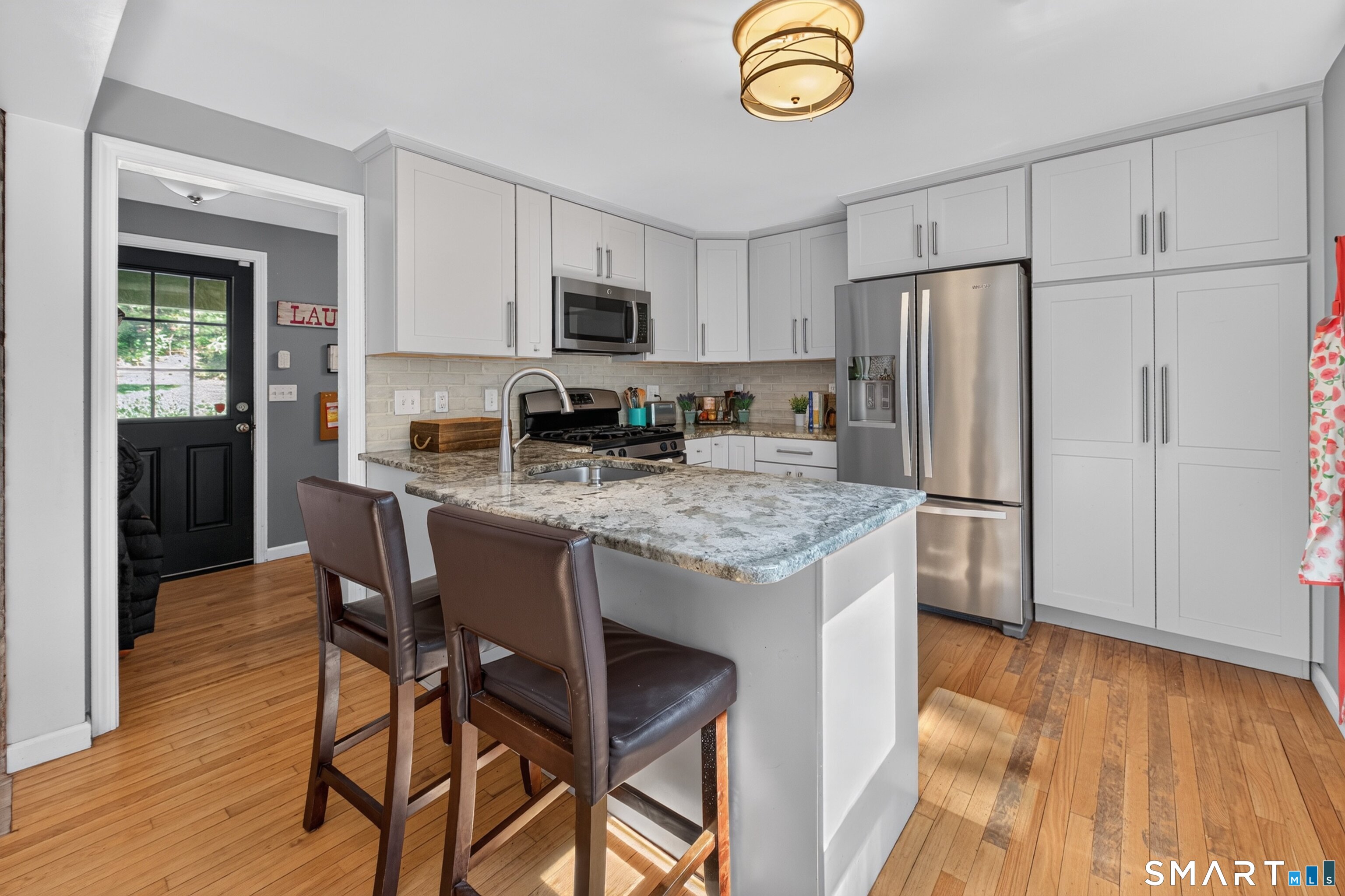 87 Chevas Road Avon, CT 06001 - Photo 10 of 36 Gallery Image 10