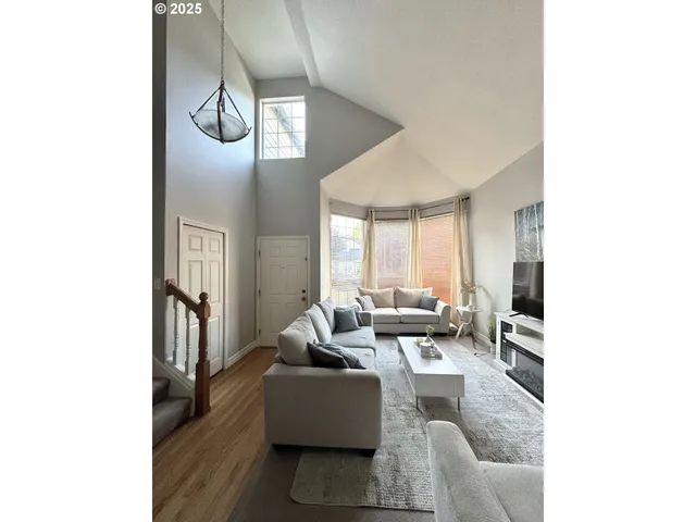 $575,000 | 1556 Northeast 27th Terrace, Gresham, OR 97030