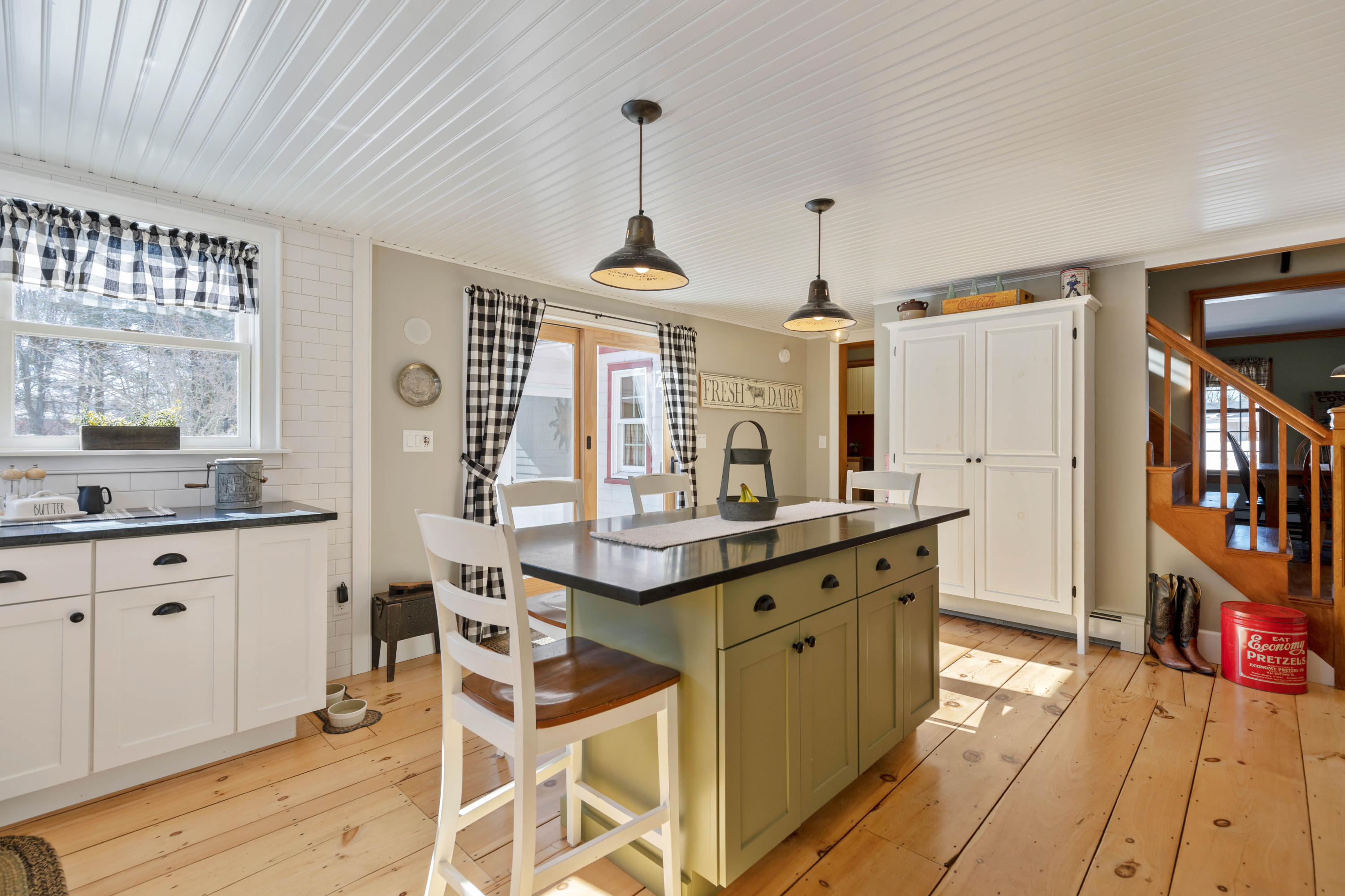 1 Quail Ridge Drive Gorham, ME 04038 - Photo 13 of 63 1 (26)