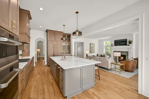 $1,899,000 | 1055 Red Barn Lane, Elm Grove, WI 53122