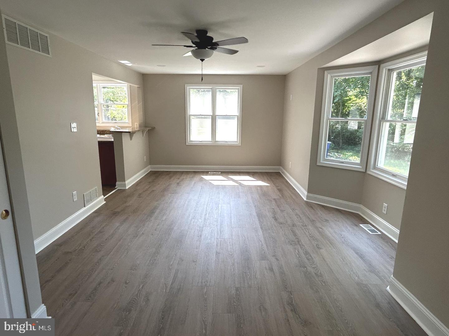 75 Taunton Road Medford, NJ 08055 - Photo 9 of 19 Gallery Image 9