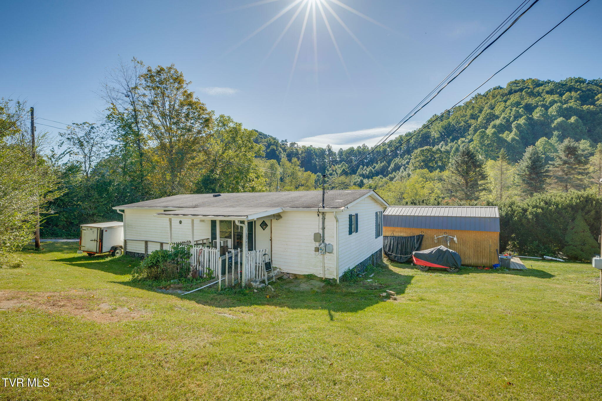 571 Call Valley Road Swords Creek, VA 24649 - Photo 4 of 23 013