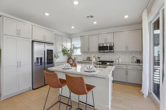 $998,000 | 6468 Rosebay Court, Dublin, CA 94568