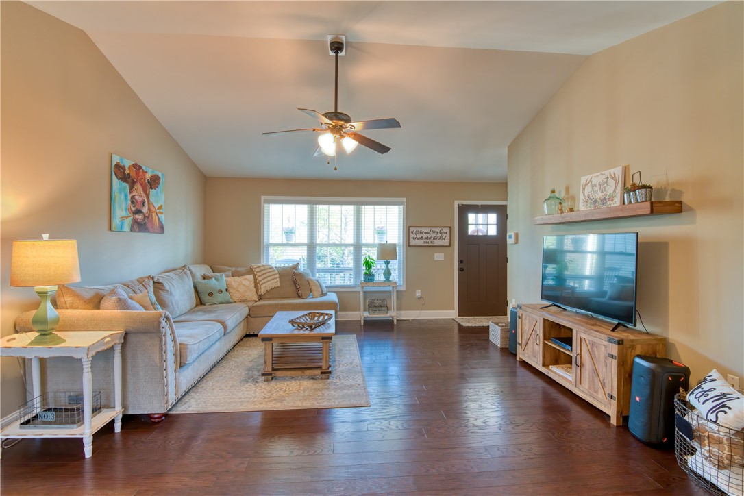 516 Secona Road Pickens, SC 29671 - Photo 8 of 25 Gallery Image 8