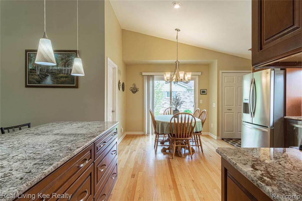 2160 Warrington Road Rochester Hills, MI 48307 - Photo 16 of 55