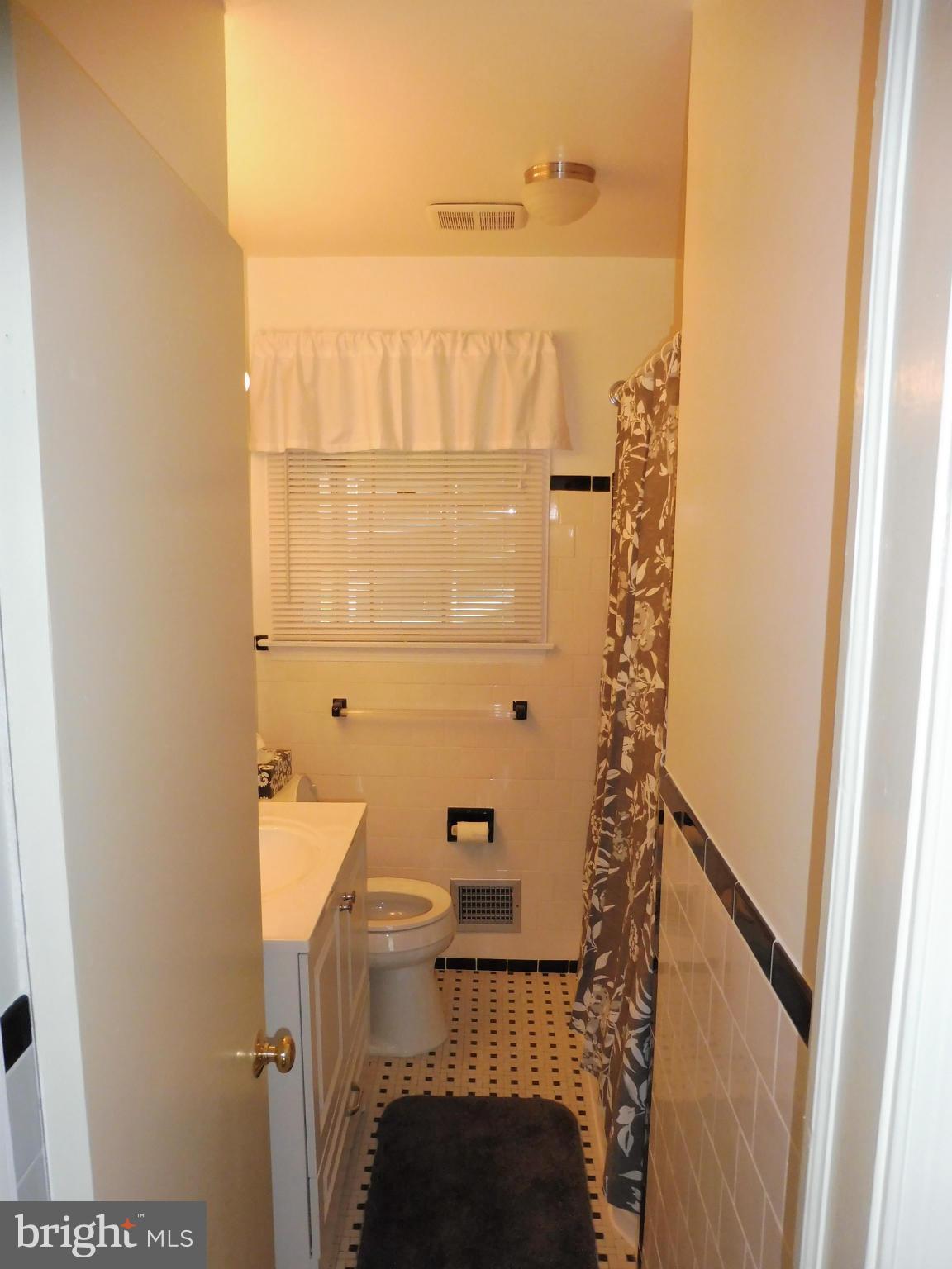 10310 Greentop Road Cockeysville, MD 21030 - Photo 13 of 30 Main Level Full Bath