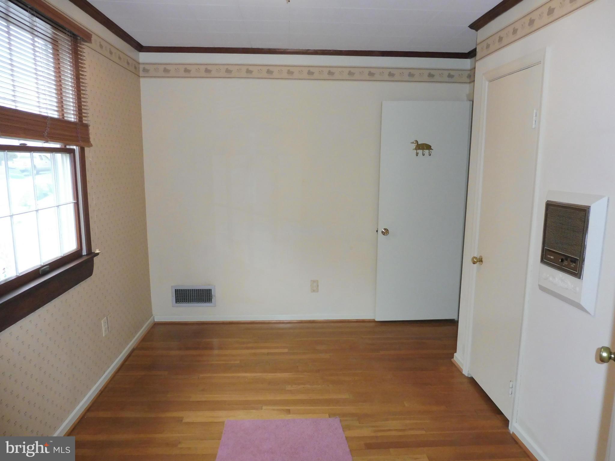 10310 Greentop Road Cockeysville, MD 21030 - Photo 15 of 30 Main Level Family Room/Den/Office
