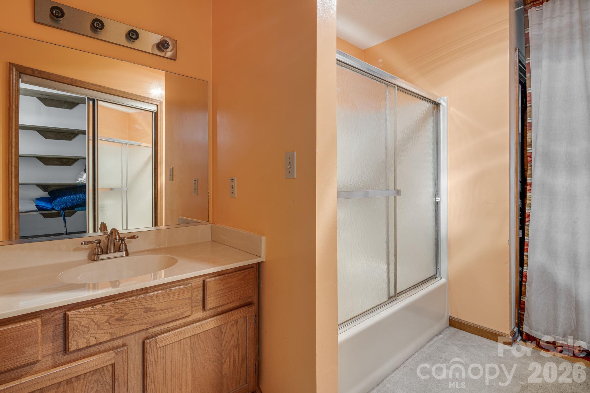 8 Zachary Ridge Road Asheville, NC 28804 - Photo 21 of 25 Gallery Image 21