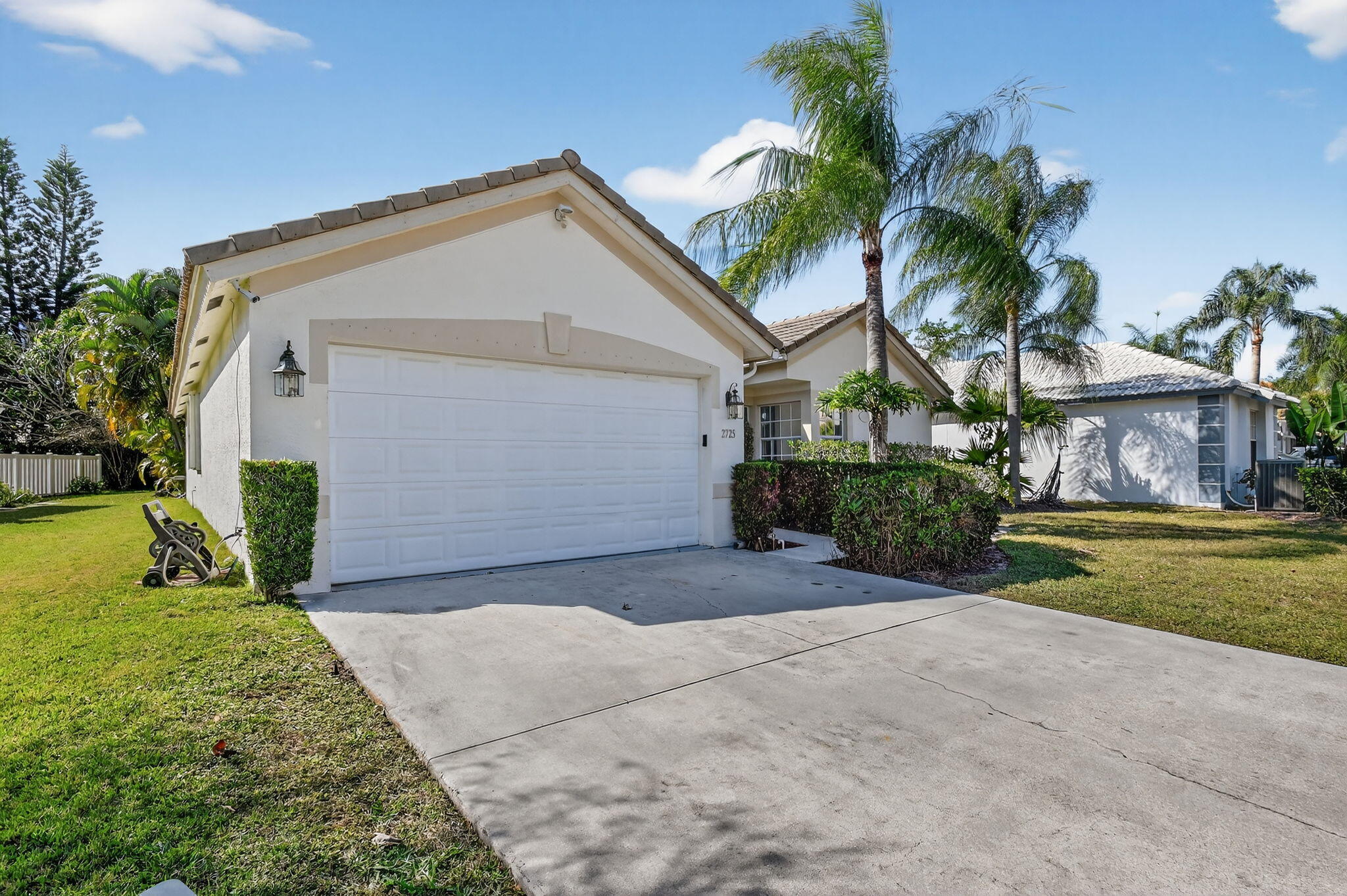 2725 Pointe Circle Greenacres, FL 33413 - Photo 51 of 68 51-web-or-mls-DSC_5040
