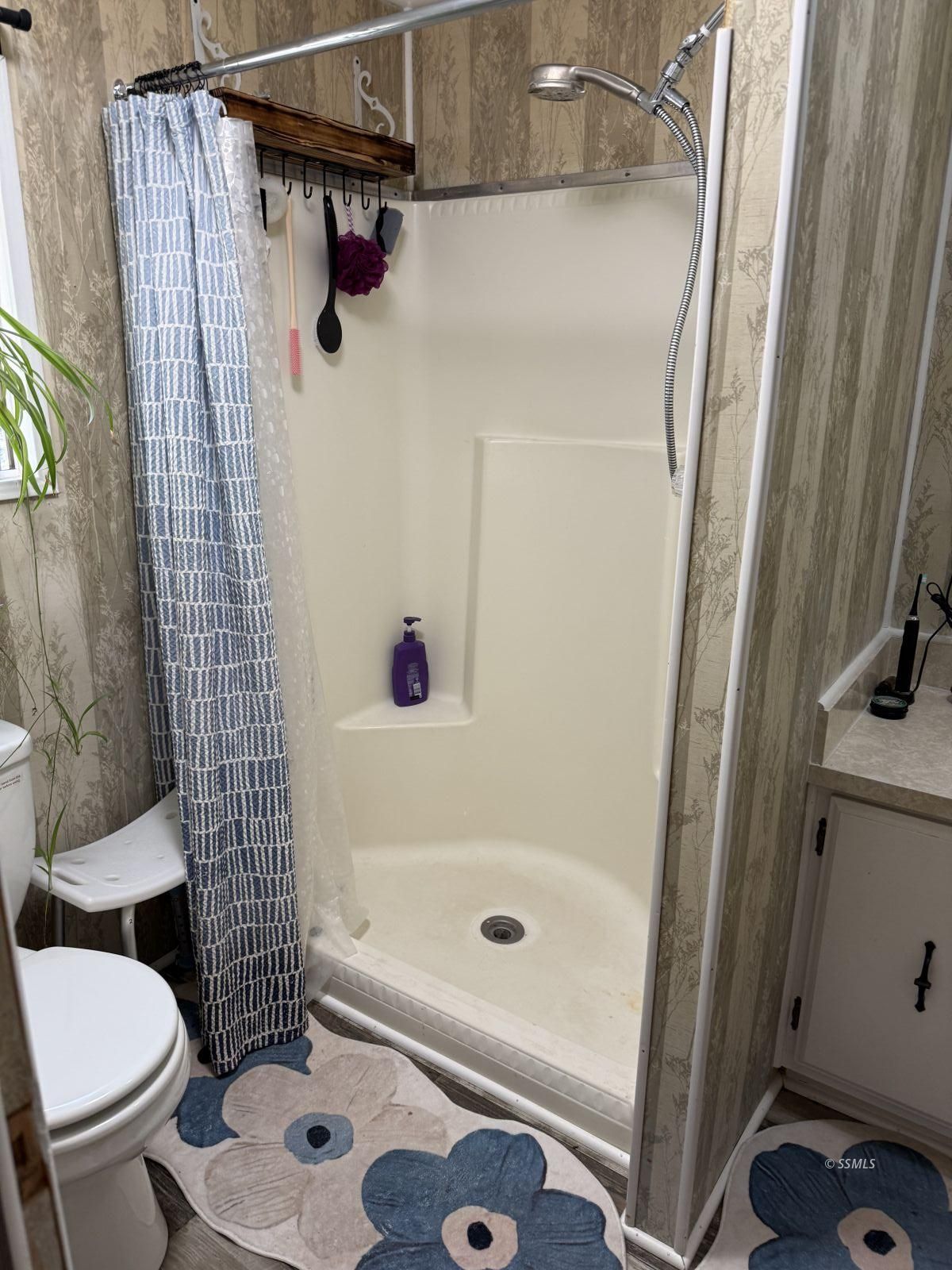 1042 Evans Road, Unit 4 Wofford Heights, CA 93285 - Photo 12 of 19