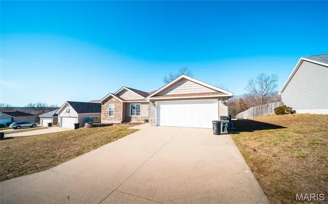 $250,000 | 110 Pioneer Court, Waynesville, MO 65583