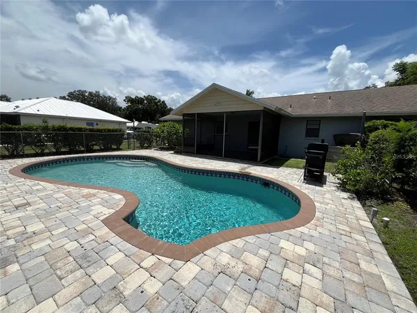 $425,000 | 4509 30th St Circle East, Bradenton, FL 34203