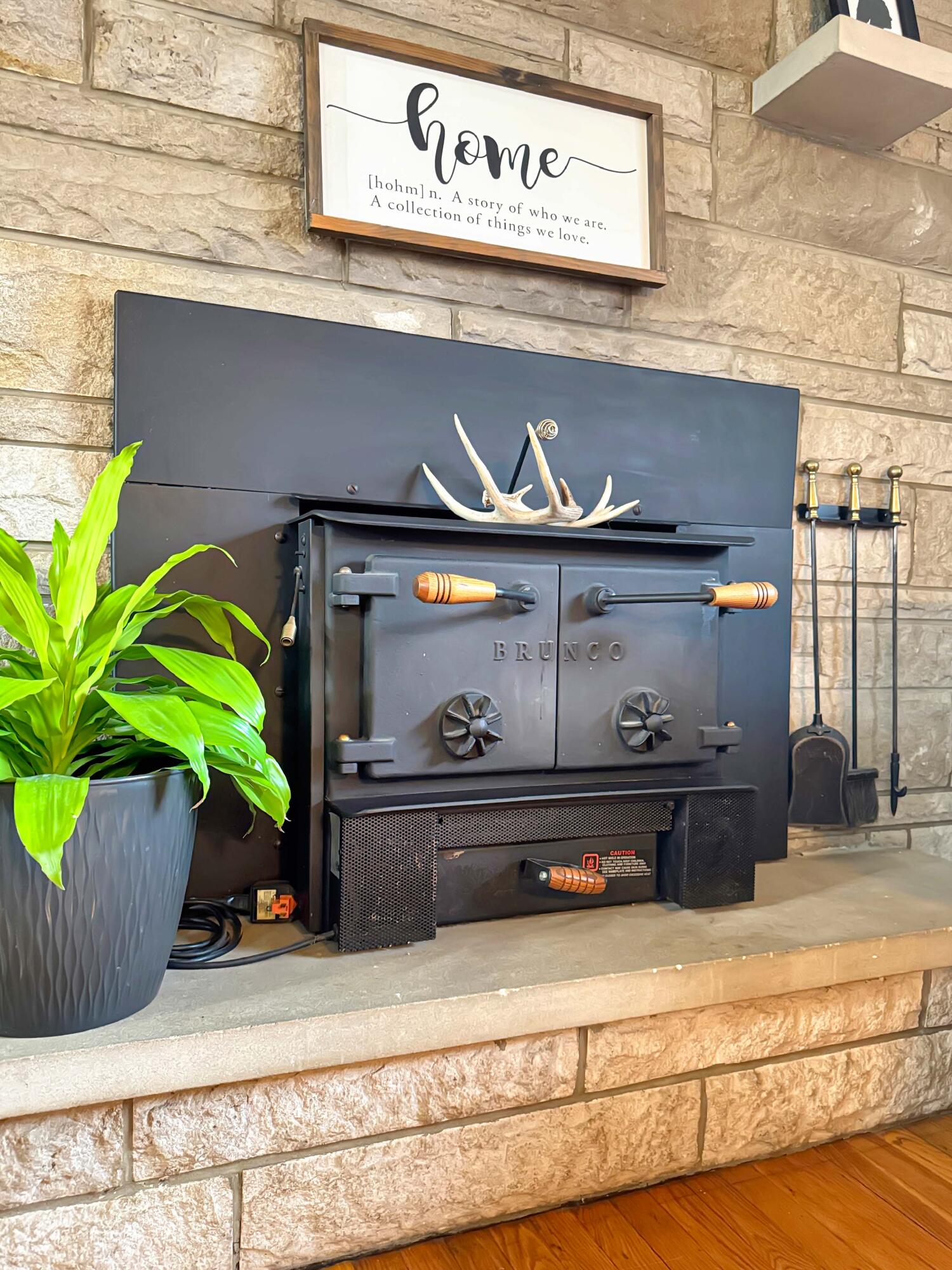 3770 Bosart Road Springfield, OH 45503 - Photo 16 of 53 Fireplace