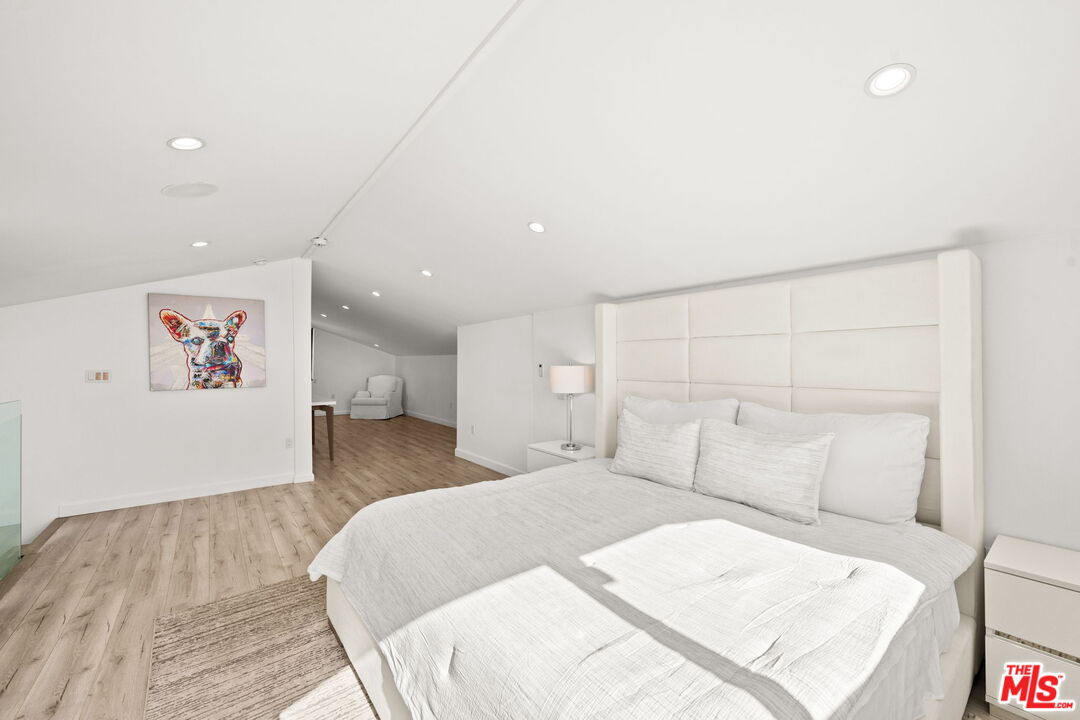 7377 Pyramid Place Los Angeles, CA 90046 - Photo 24 of 50