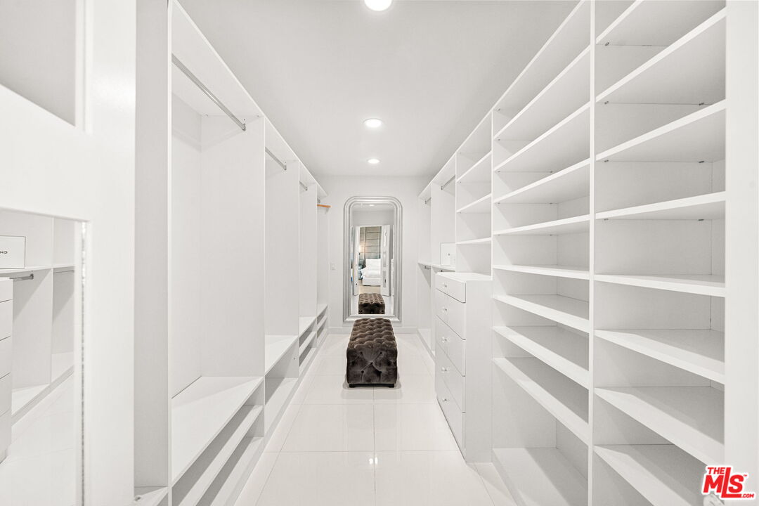 7377 Pyramid Place Los Angeles, CA 90046 - Photo 31 of 50