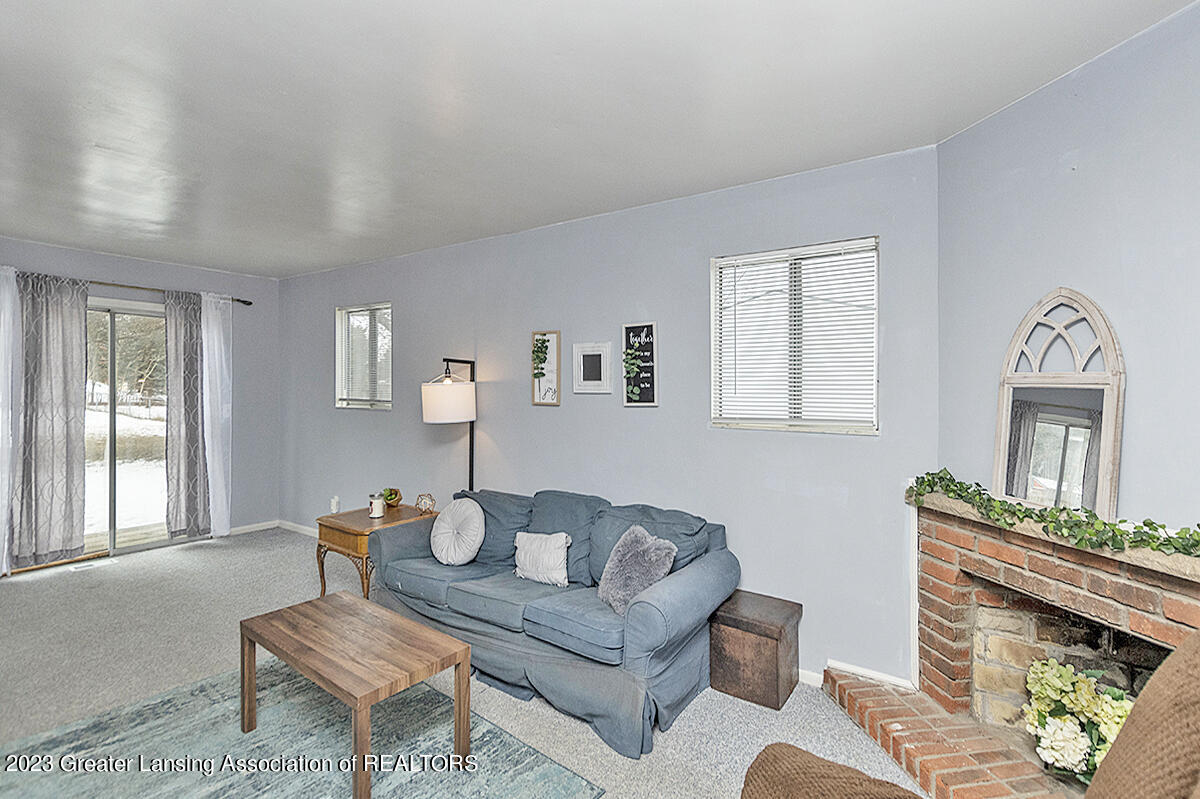9123 West Frances Road Flushing, MI 48433 - Photo 3 of 17 03