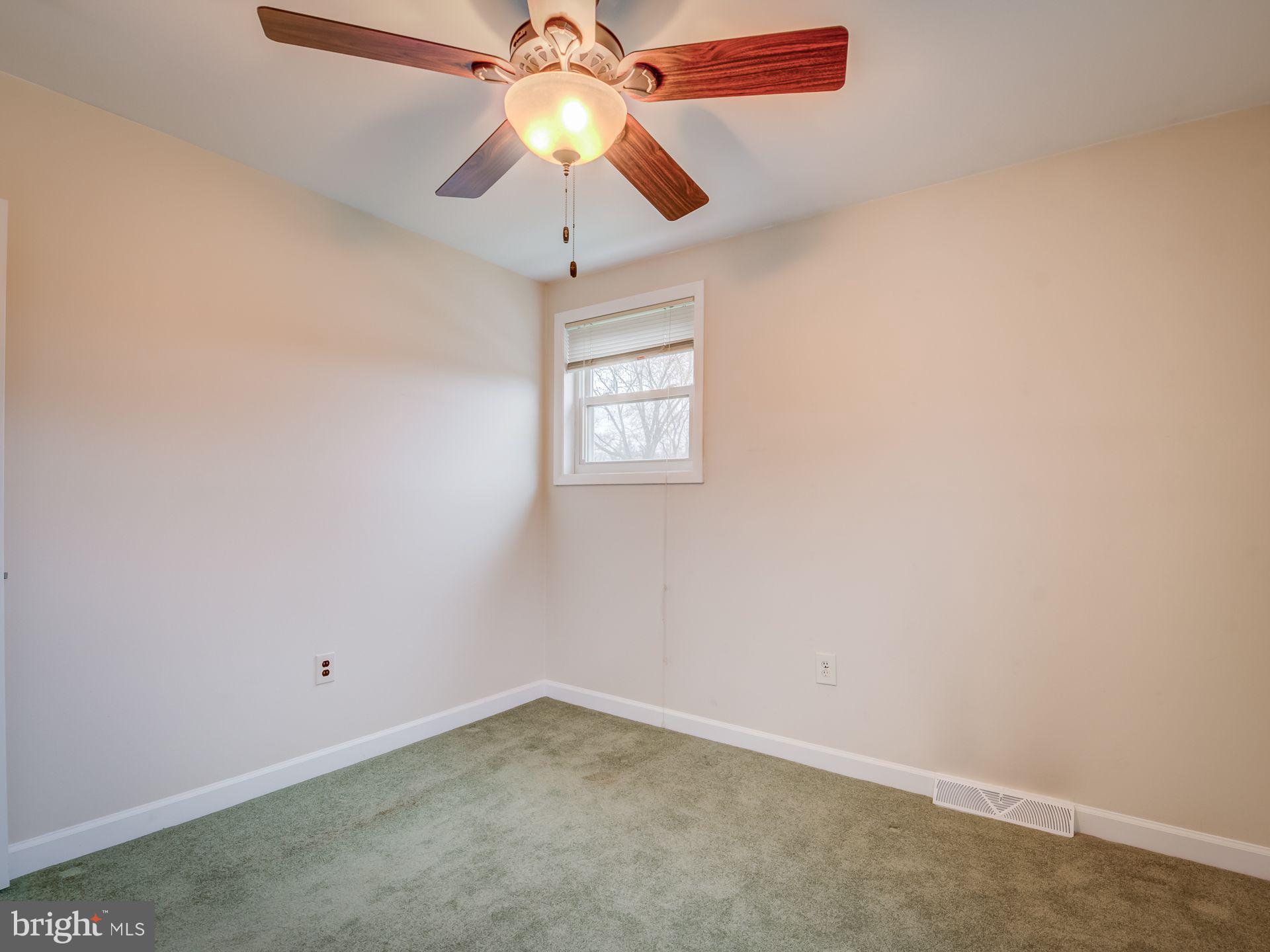 16111 Laurel Ridge Drive Laurel, MD 20707 - Photo 25 of 61 UPPER BEDROOM