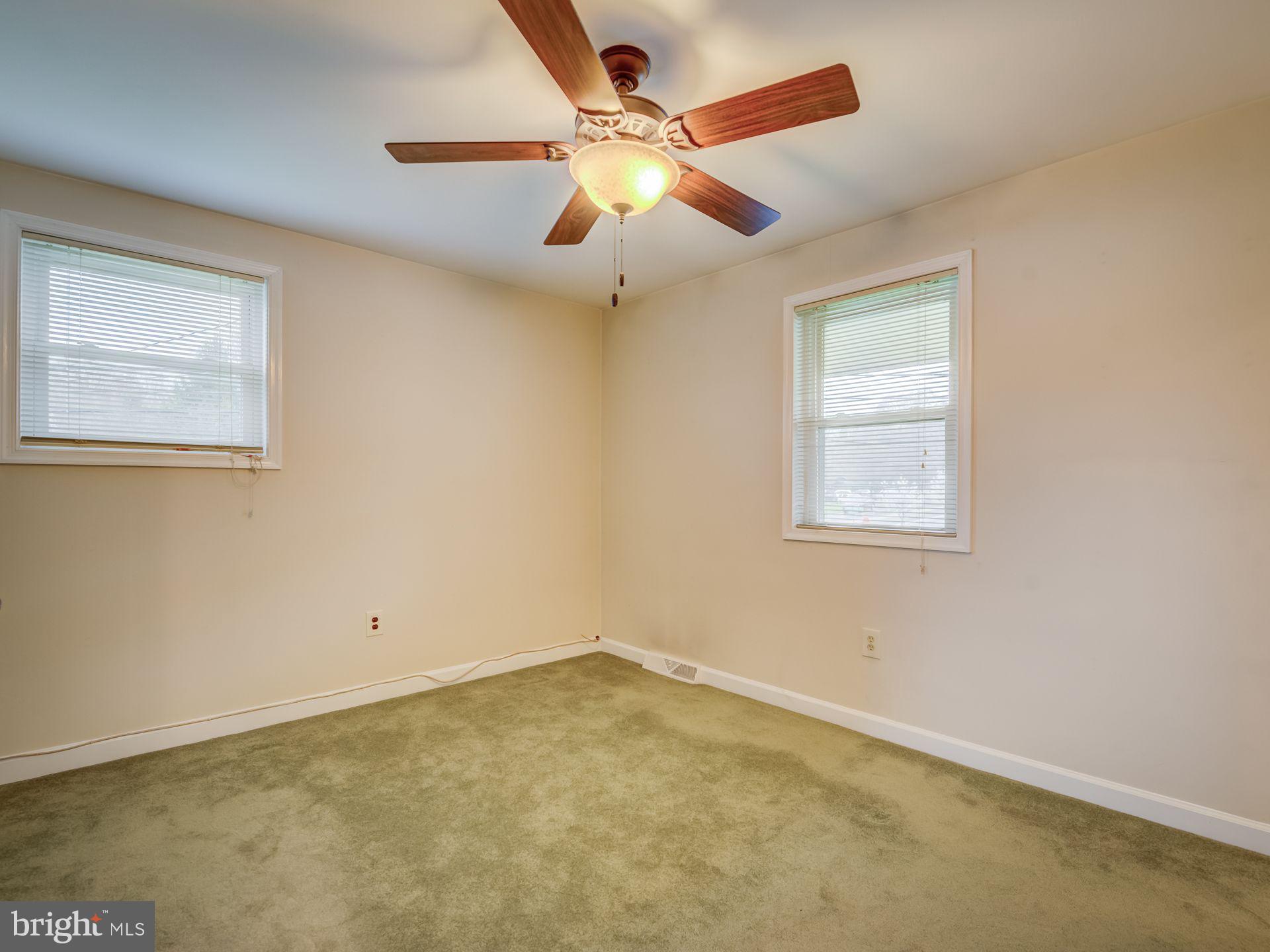 16111 Laurel Ridge Drive Laurel, MD 20707 - Photo 30 of 61 UPPER BEDROOM
