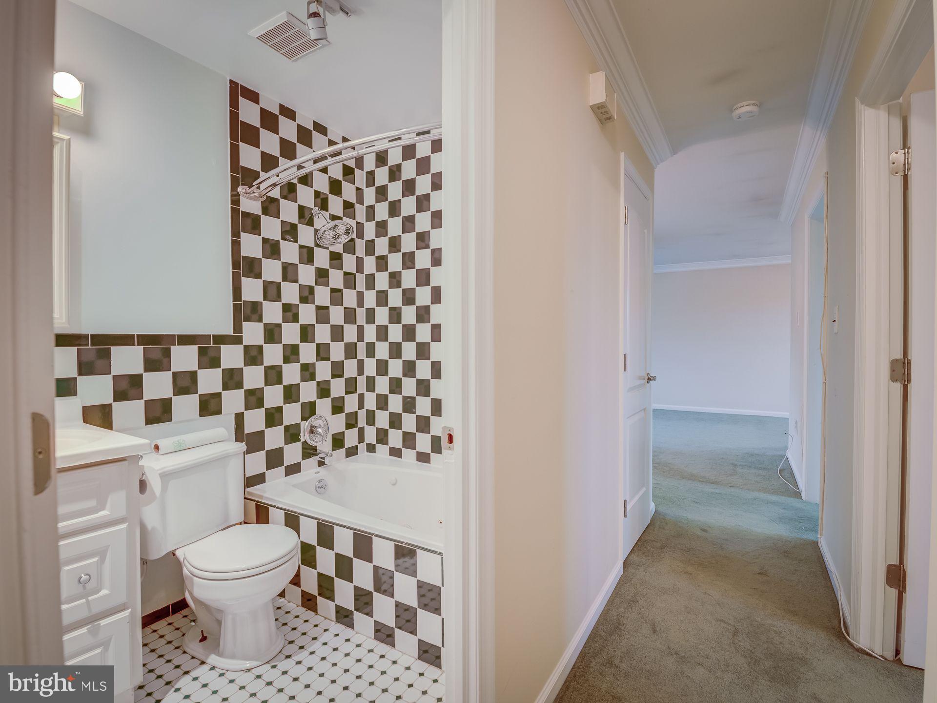 16111 Laurel Ridge Drive Laurel, MD 20707 - Photo 35 of 61 UPPER BATHROOM