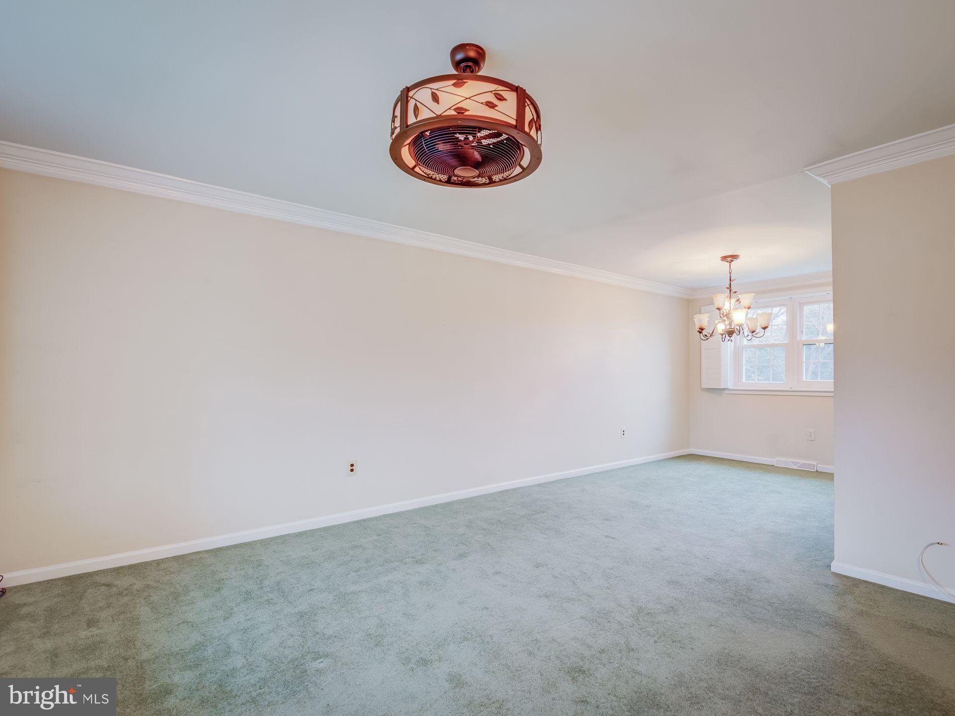 16111 Laurel Ridge Drive Laurel, MD 20707 - Photo 7 of 61 DINING AREA