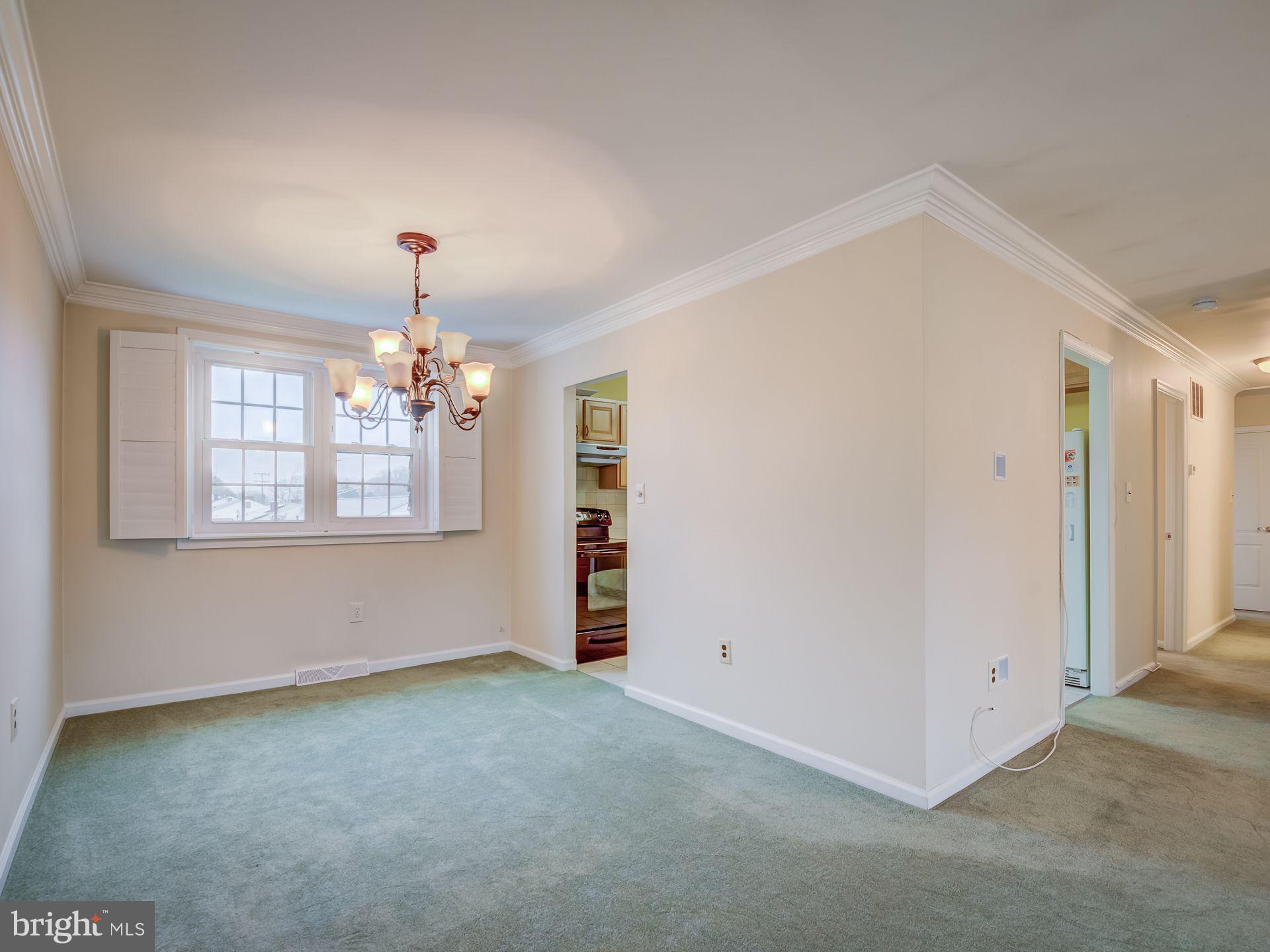 16111 Laurel Ridge Drive Laurel, MD 20707 - Photo 8 of 61 DINING AREA