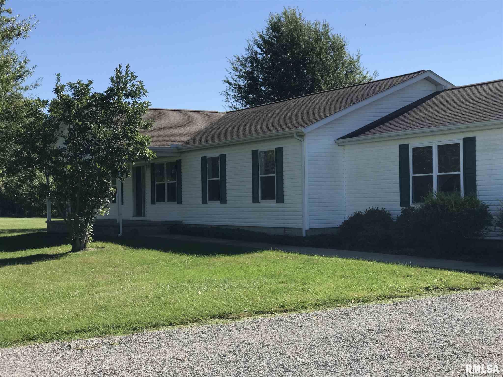 5569 West Stotlar Avenue Carterville, IL 62918 - Photo 1 of 37 Gallery Image 1