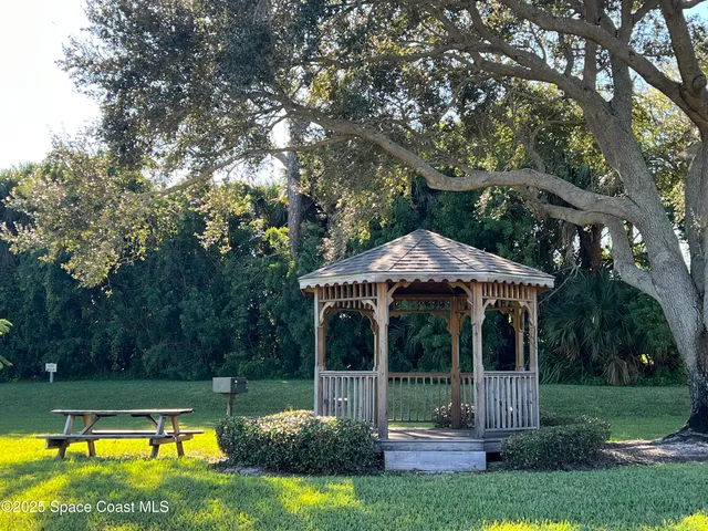 a view of an ocean from a building