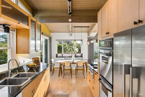 $1,295,000 | 550 Washington Avenue, Point Richmond, CA 94801