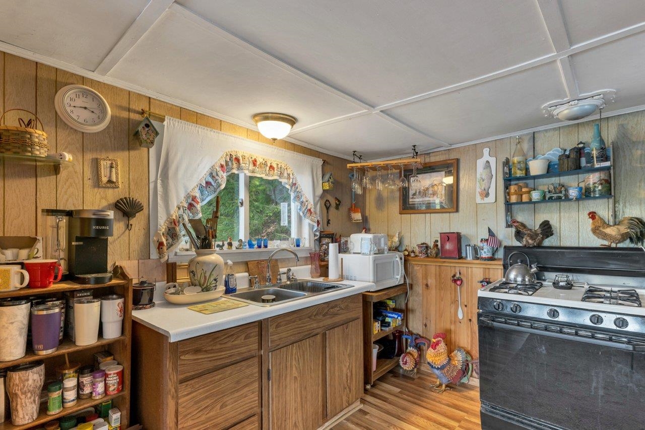 145 Cann Road Barnstead, NH 03225 - Photo 30 of 52