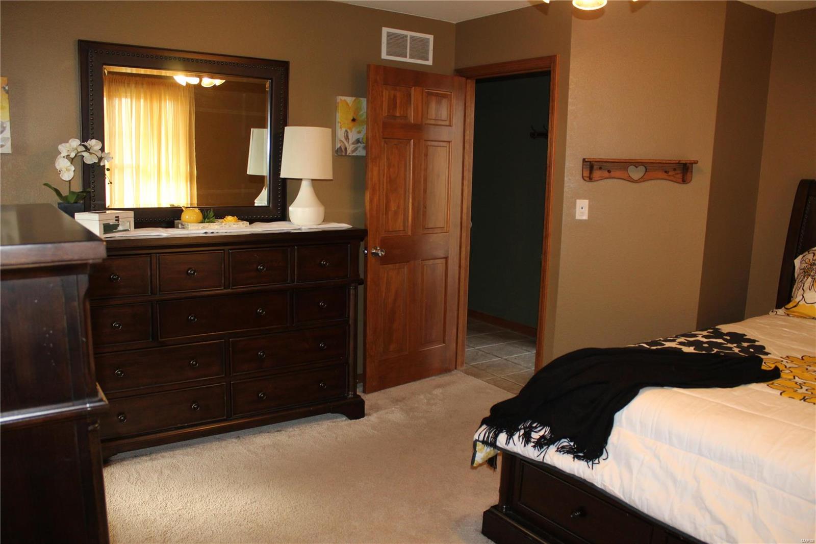 15290 North Humbert Road Brighton, IL 62012 - Photo 24 of 53