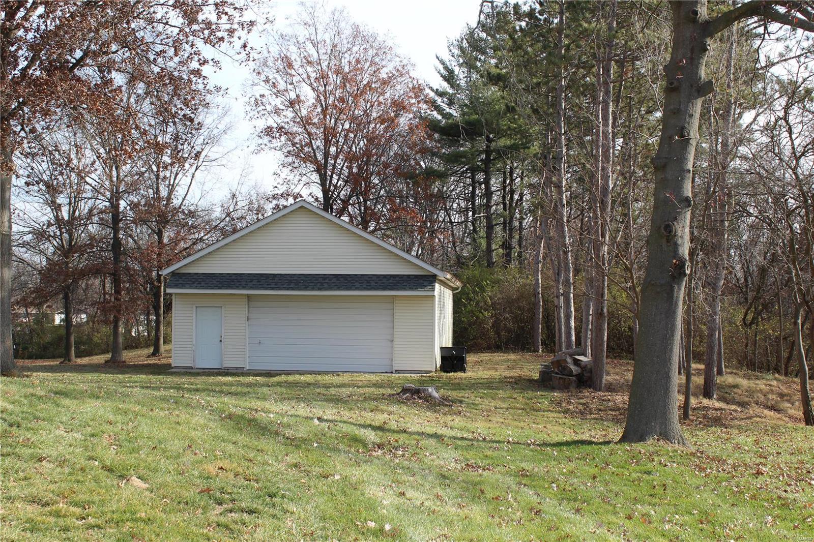 15290 North Humbert Road Brighton, IL 62012 - Photo 45 of 53