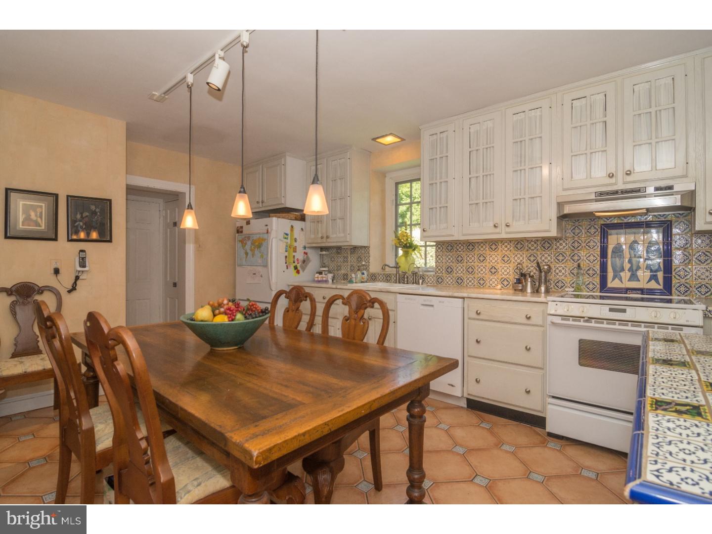 629 Washington Lane Rydal, PA 19046 - Photo 18 of 24