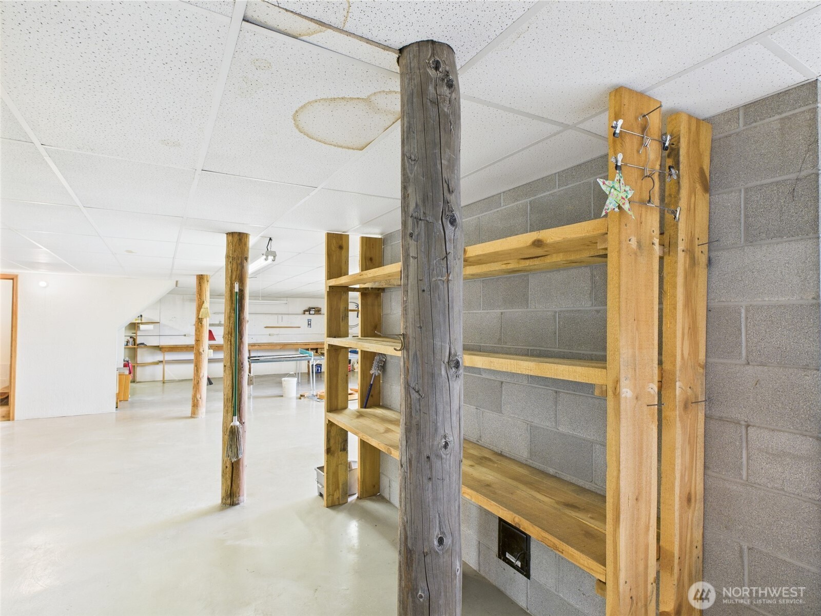 98 Tall Timber Lane Republic, WA 99166 - Photo 28 of 30 a en suite bathroom with a shower