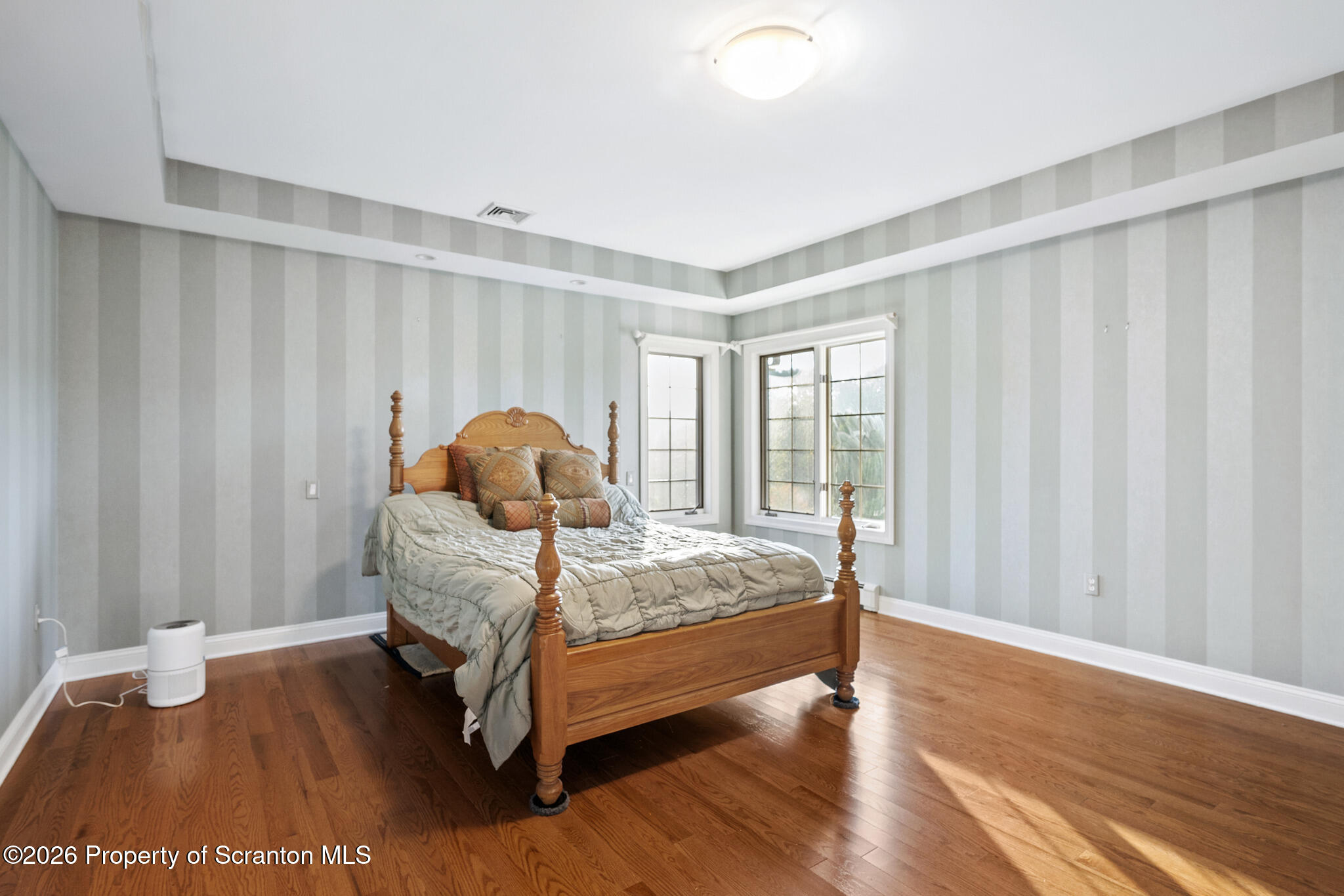 833 Laurel Road Mayfield, PA 18433 - Photo 45 of 67 Primary bedroom