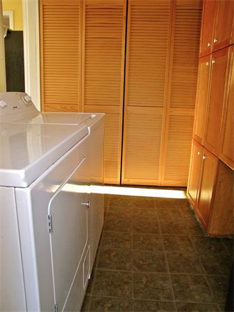 32 Lindsay Road Billerica, MA 01821 - Photo 11 of 12 Gallery Image 11