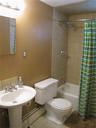 32 Lindsay Road Billerica, MA 01821 - Photo 6 of 12 Gallery Image 6