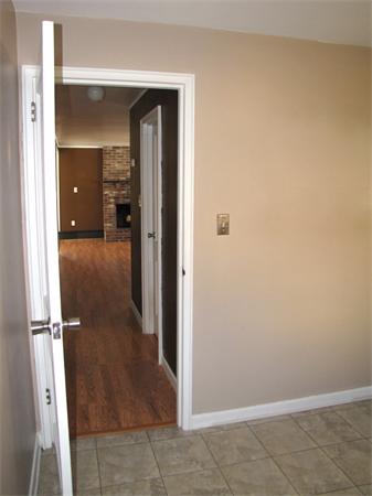 32 Lindsay Road Billerica, MA 01821 - Photo 9 of 12 Gallery Image 9