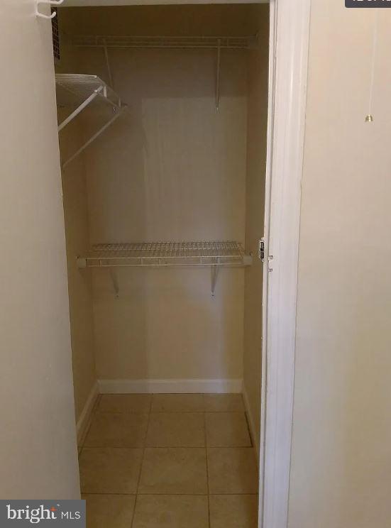 6545 Grays Mill Road, Unit 3 Warrenton, VA 20187 - Photo 7 of 8 a close up of a shower