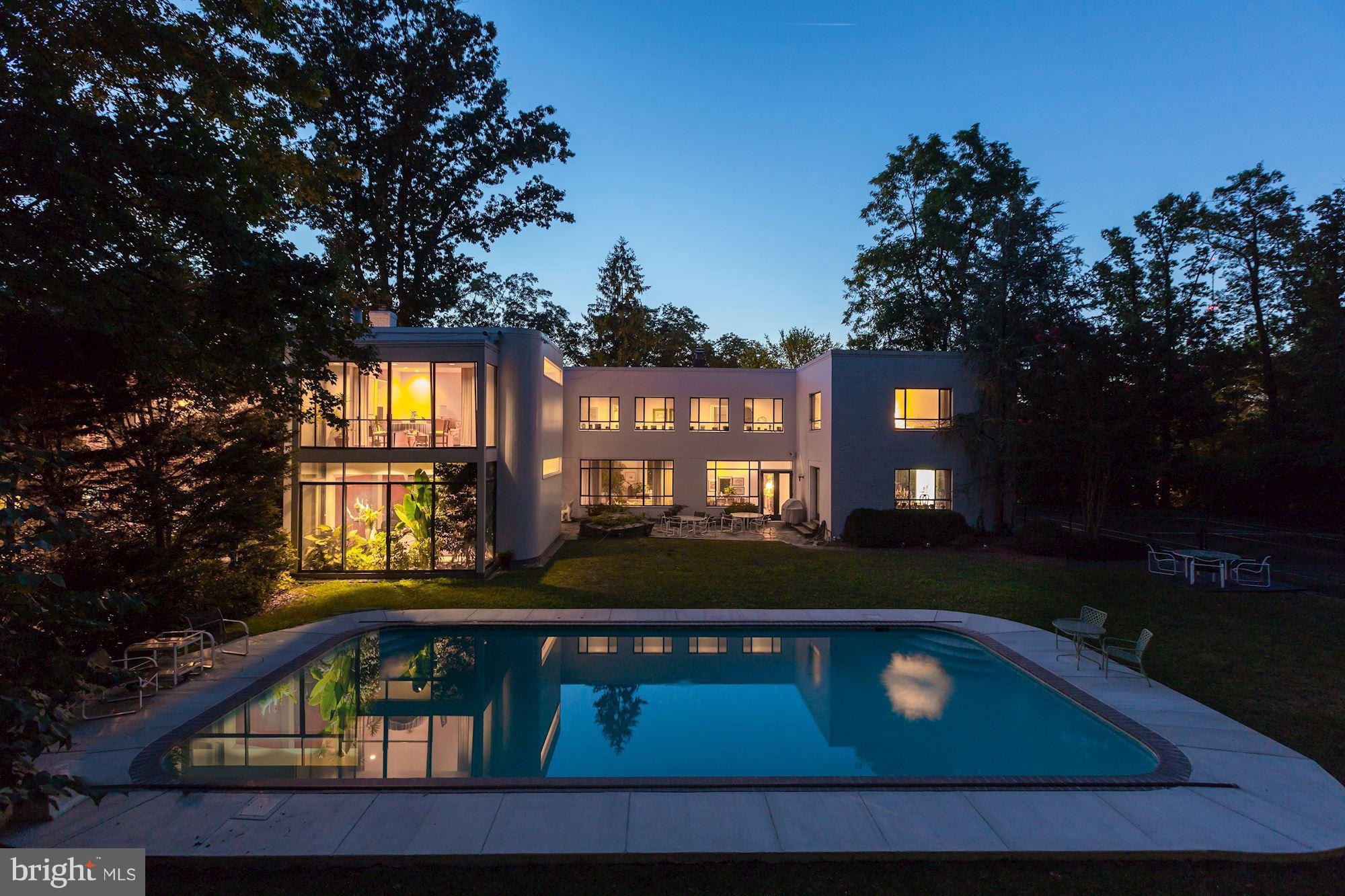 3125 Chain Bridge Road Northwest Washington, DC 20016 - Photo 1 of 12 Exterior (Rear)