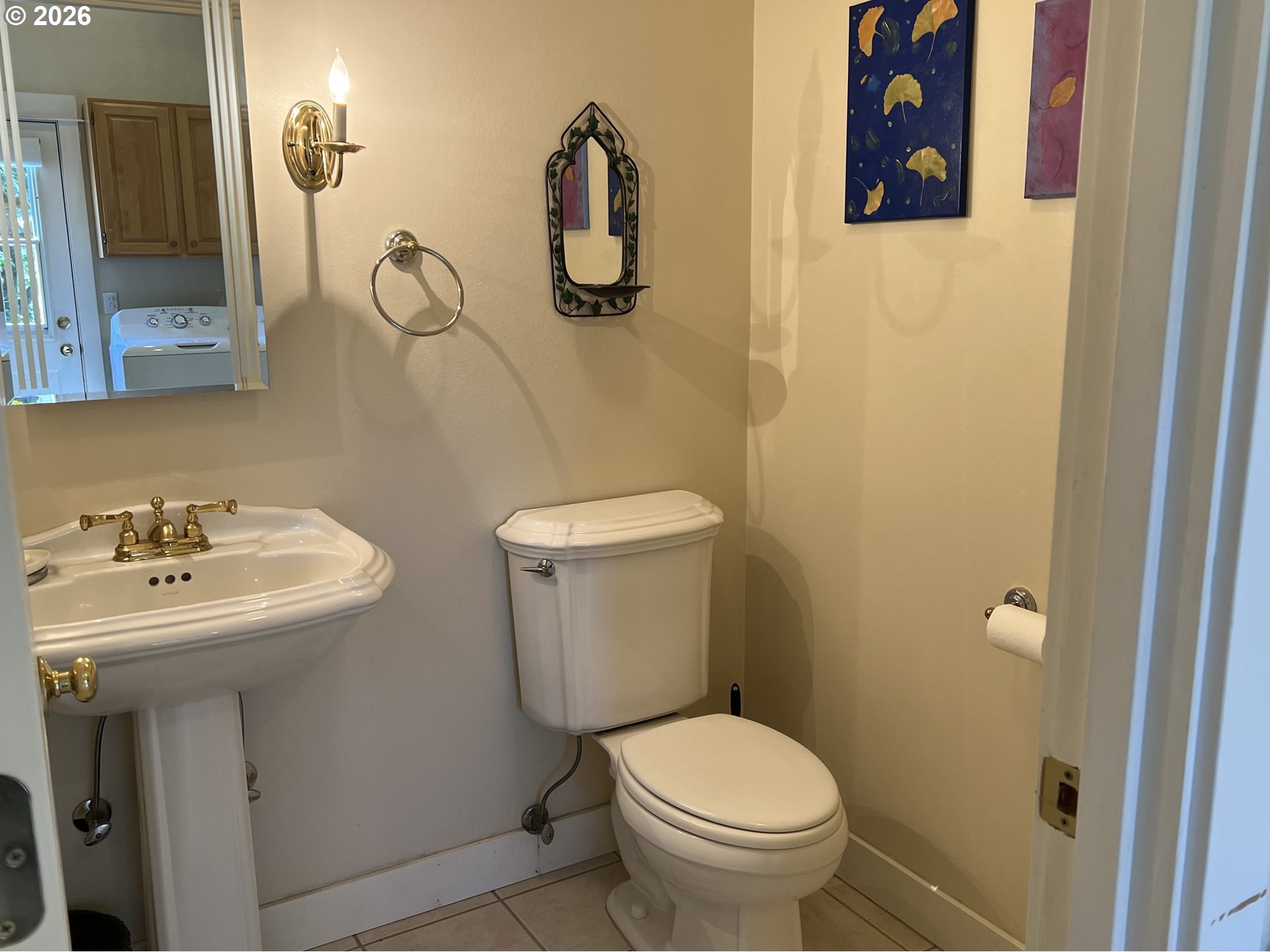 28544 Crow Road Eugene, OR 97402 - Photo 35 of 48 a bathroom with a sink and a toilet