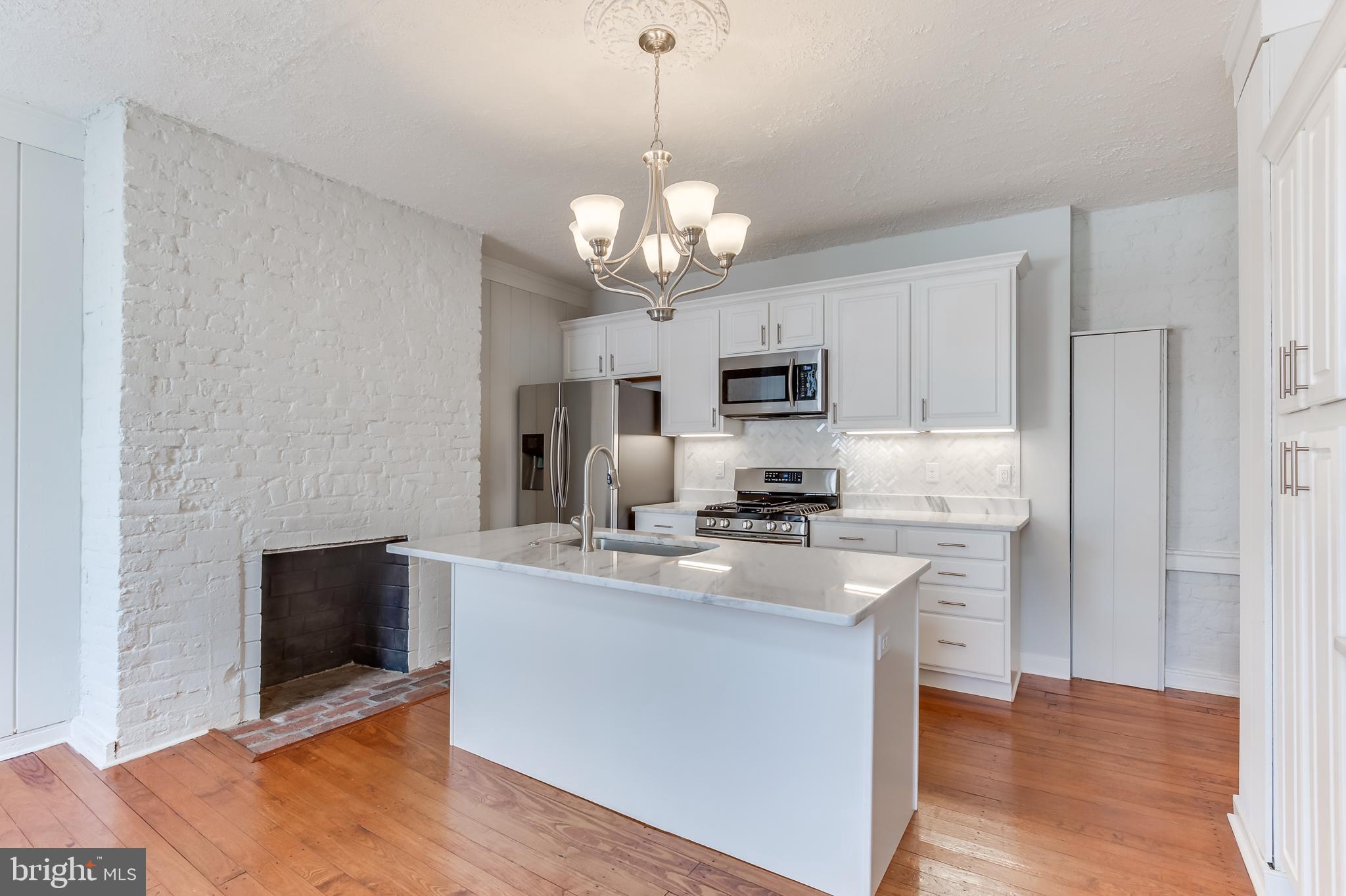 210 George Street Fredericksburg, VA 22401 - Photo 3 of 22