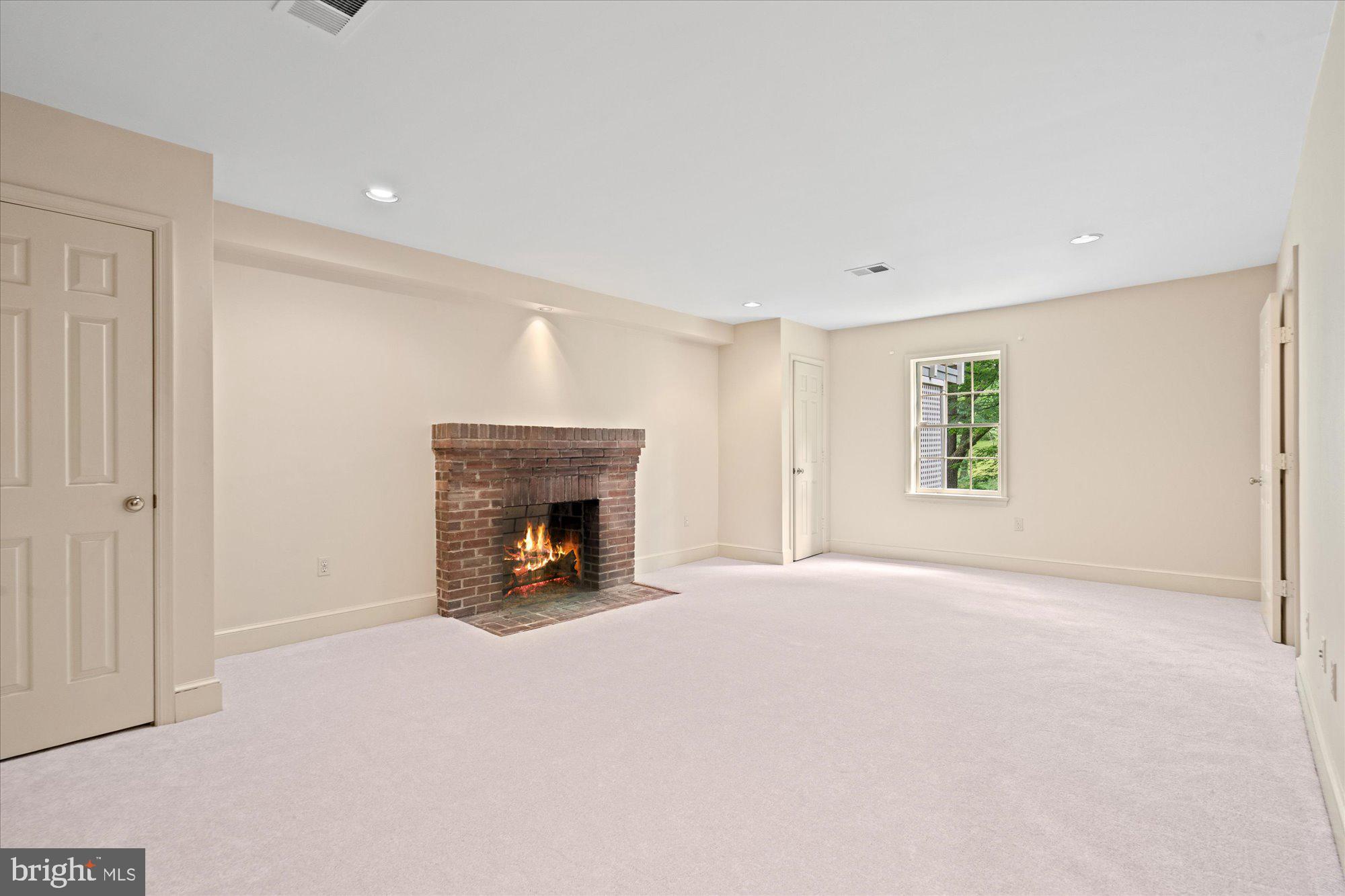 1033 Swinks Mill Road McLean, VA 22102 - Photo 38 of 47
